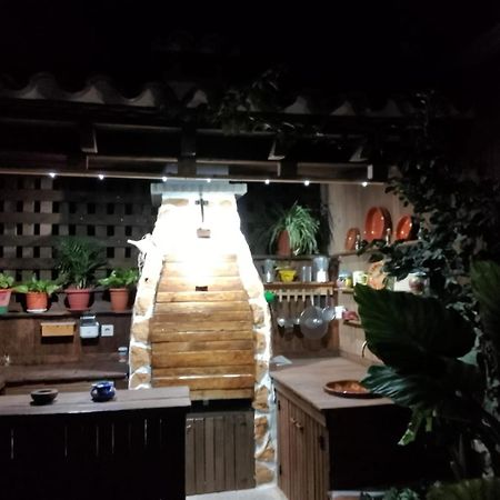 Casa Cueva El Almendro Guest House Pegalajar ภายนอก รูปภาพ