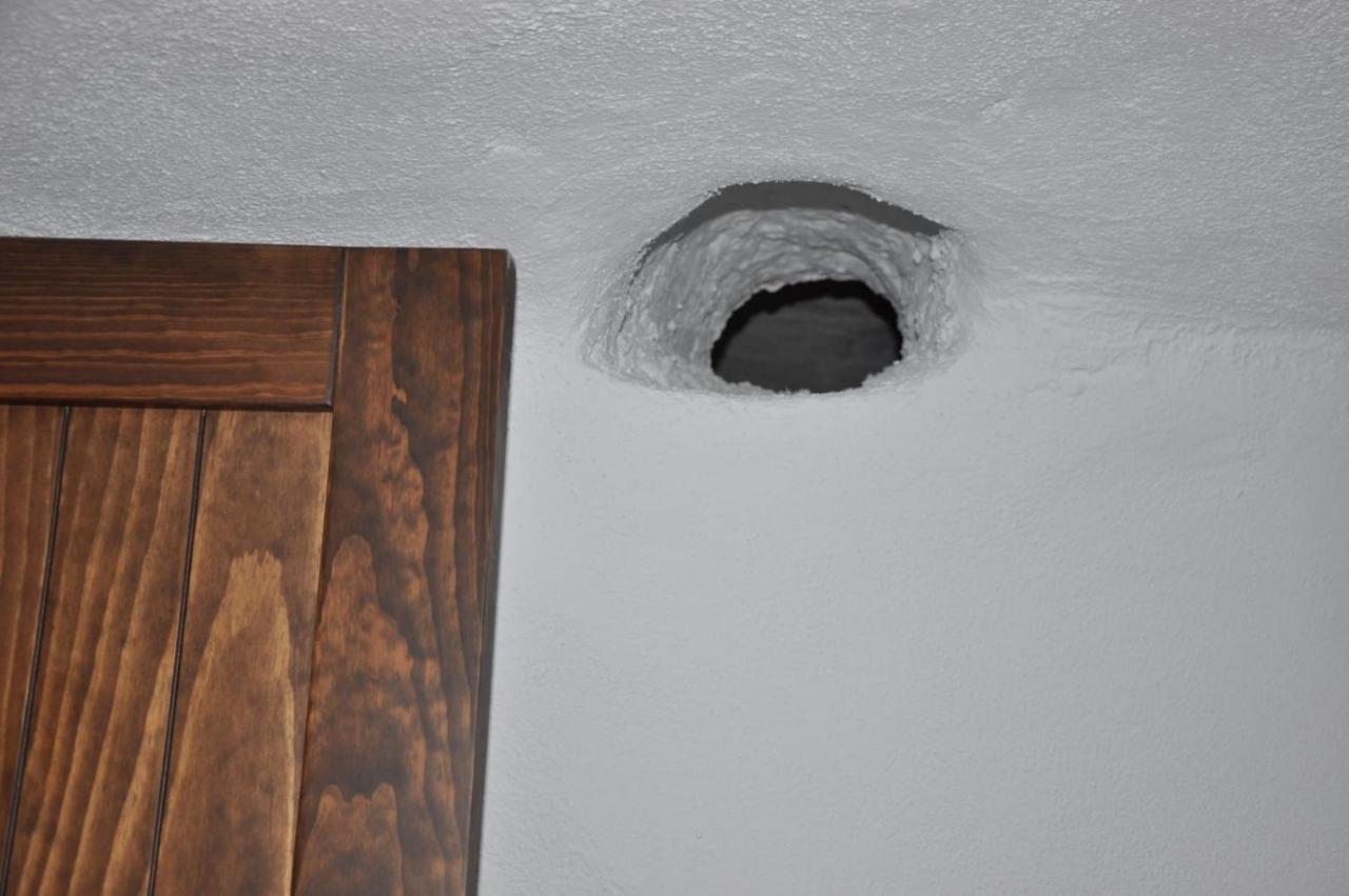 Casa Cueva El Almendro Guest House Pegalajar ภายนอก รูปภาพ
