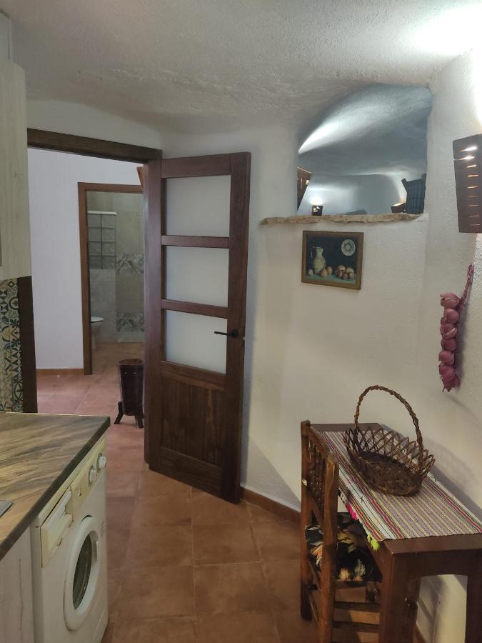 Casa Cueva El Almendro Guest House Pegalajar ภายนอก รูปภาพ