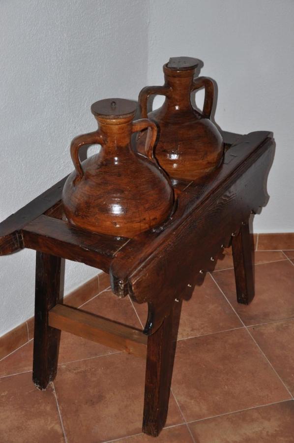 Casa Cueva El Almendro Guest House Pegalajar ภายนอก รูปภาพ