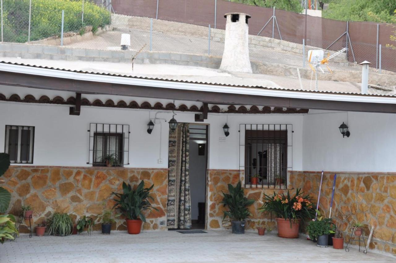 Casa Cueva El Almendro Guest House Pegalajar ภายนอก รูปภาพ