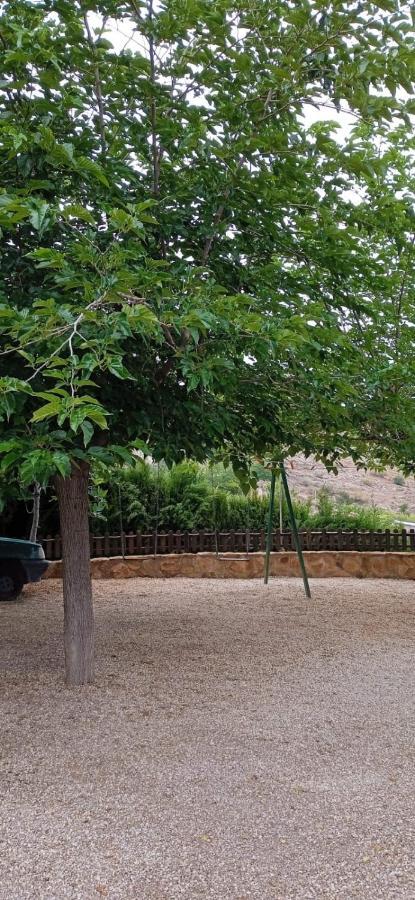 Casa Cueva El Almendro Guest House Pegalajar ภายนอก รูปภาพ