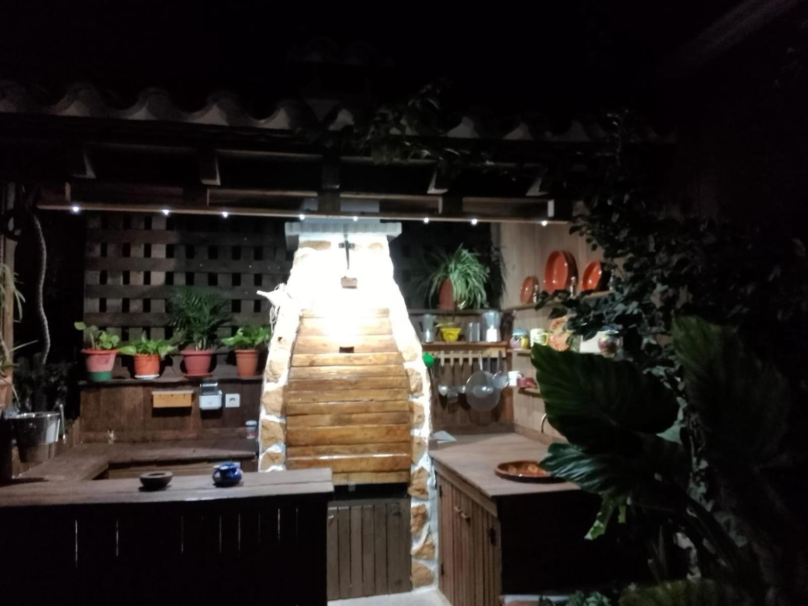 Casa Cueva El Almendro Guest House Pegalajar ภายนอก รูปภาพ